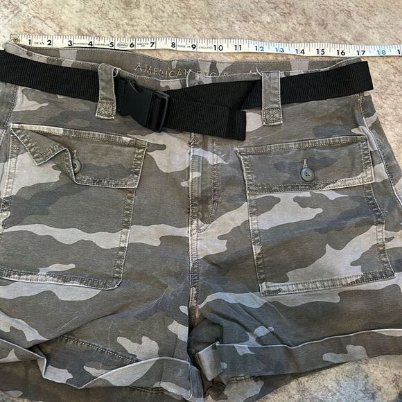 AMERICAN EAGLE VINTAGE SUPER HI RISE FESTIVAL Green CAMOUFLAGE Shorts 14/32W - Picture 5 of 11